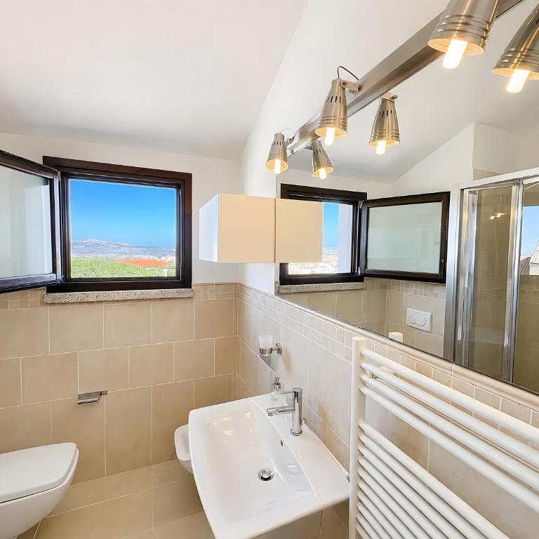 C 306 Attico Puntavilla Mare - Appartamento Deluxe con 2 Camere da Letto e Vista Oceano - 6