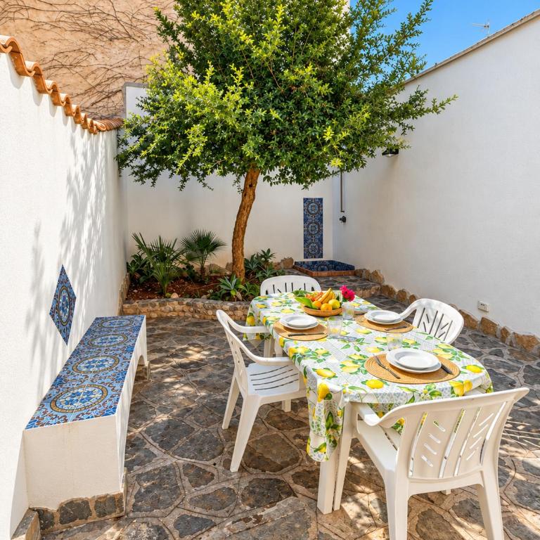 San Vito Retreat house with garden - One-Bedroom Apartment - 3