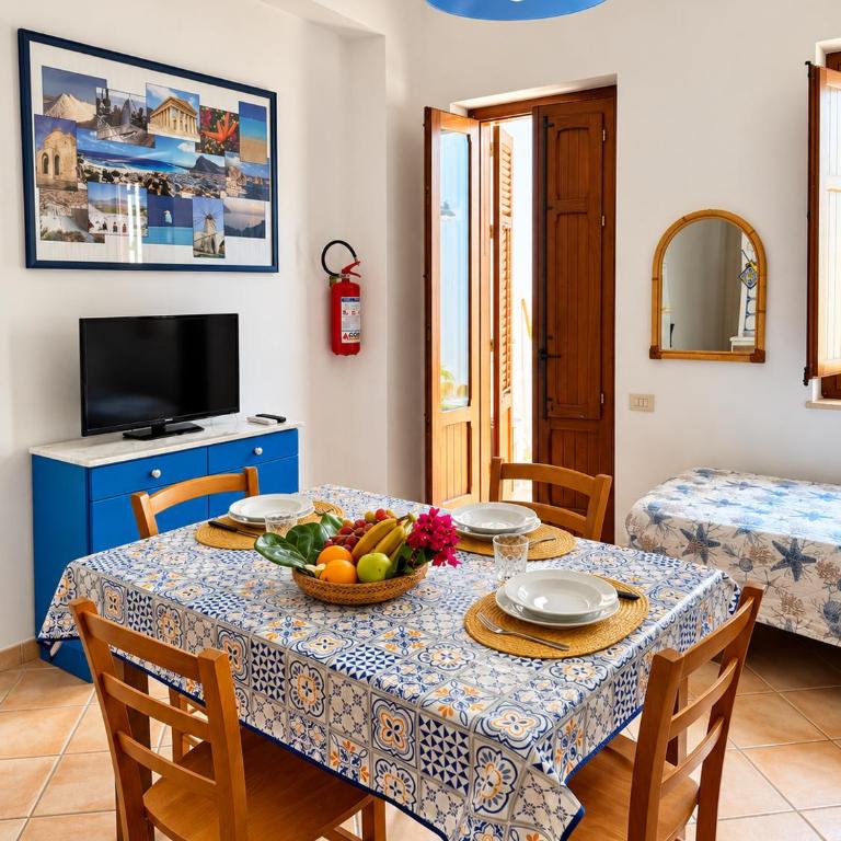 San Vito Retreat house with garden - One-Bedroom Apartment - 14