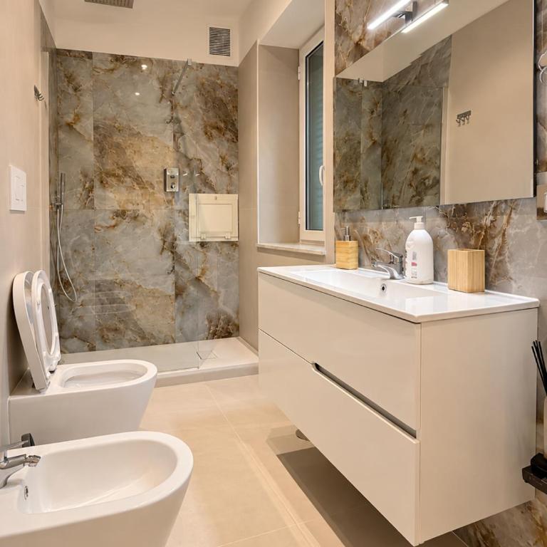 BOTTIGLIERI GIORDANO SUiTE CENTER - Camera Quadrupla Luxury - 1