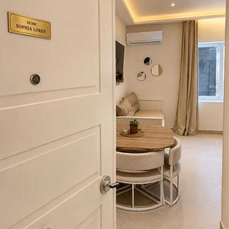 BOTTIGLIERI GIORDANO SUiTE CENTER - Camera Quadrupla Luxury - 2