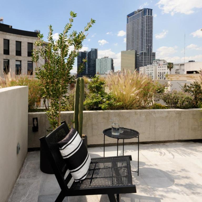 NEW! Historic Colonial Duplex in Downtown - Appartement - 30