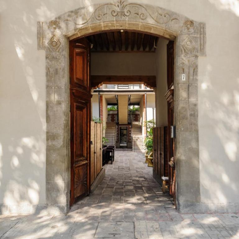 NEW! Historic Colonial Duplex in Downtown - Appartement - 35
