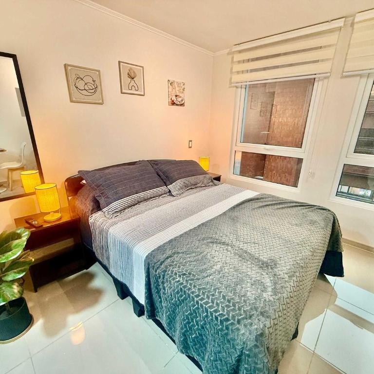 Amplio Studio a pasos de metro Santa Ana - Apartamento - 1