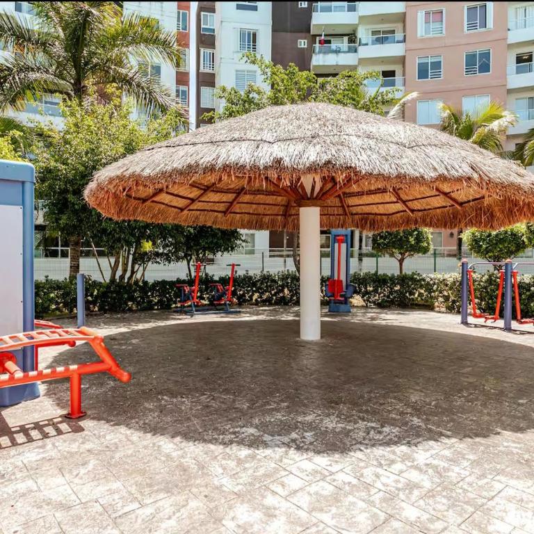 departamento con laguna artificial - Two-Bedroom Apartment - 59