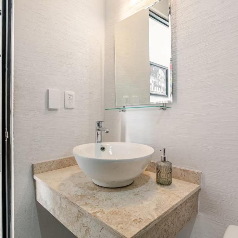 departamento con laguna artificial - Two-Bedroom Apartment - 72