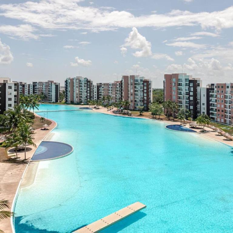 departamento con laguna artificial - Two-Bedroom Apartment - 74