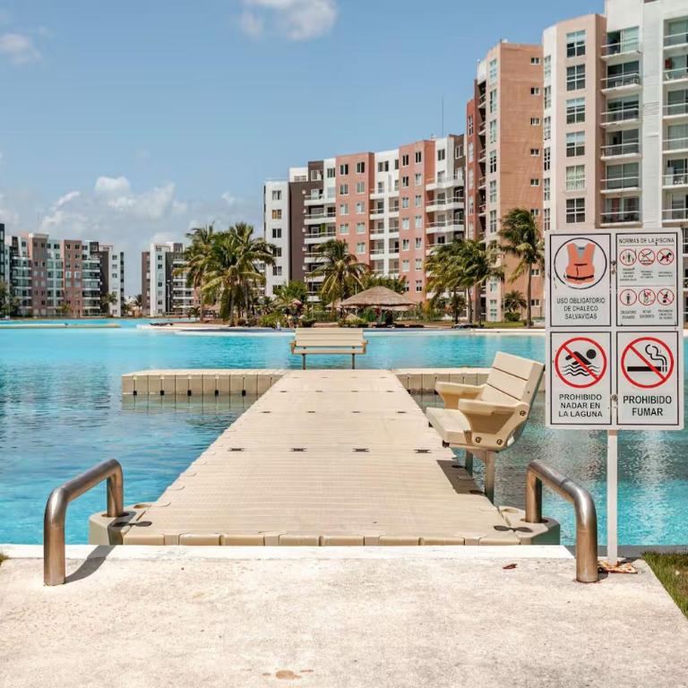 departamento con laguna artificial - Two-Bedroom Apartment - 76
