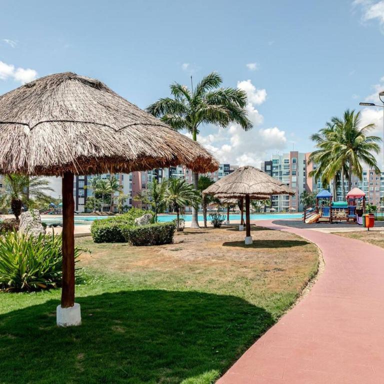 departamento con laguna artificial - Two-Bedroom Apartment - 79