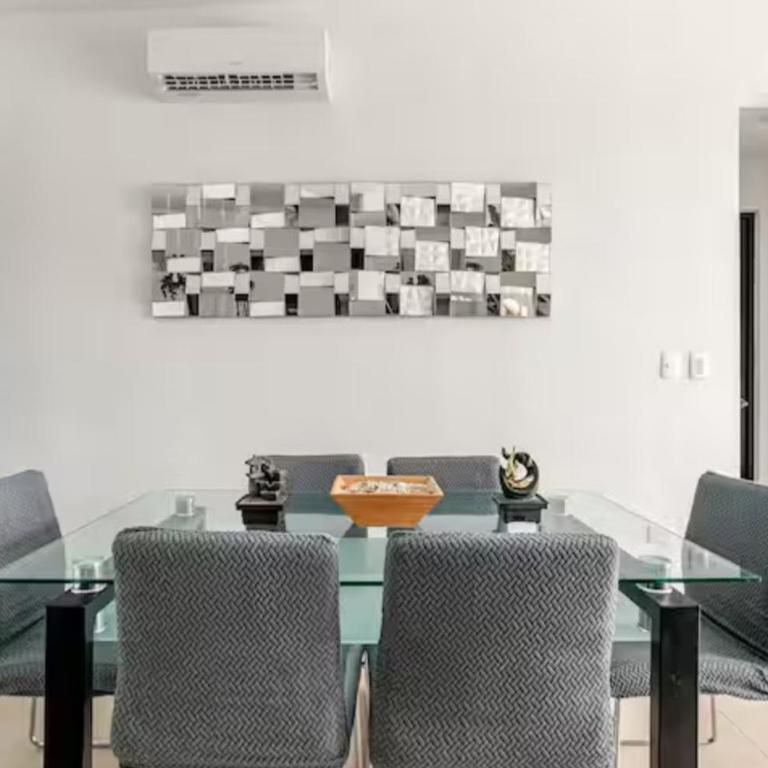 departamento con laguna artificial - Two-Bedroom Apartment - 81