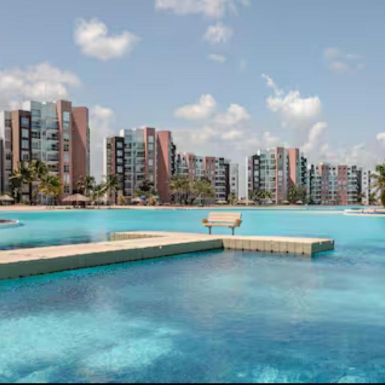 departamento con laguna artificial - Two-Bedroom Apartment - 82