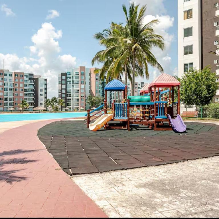 departamento con laguna artificial - Two-Bedroom Apartment - 85