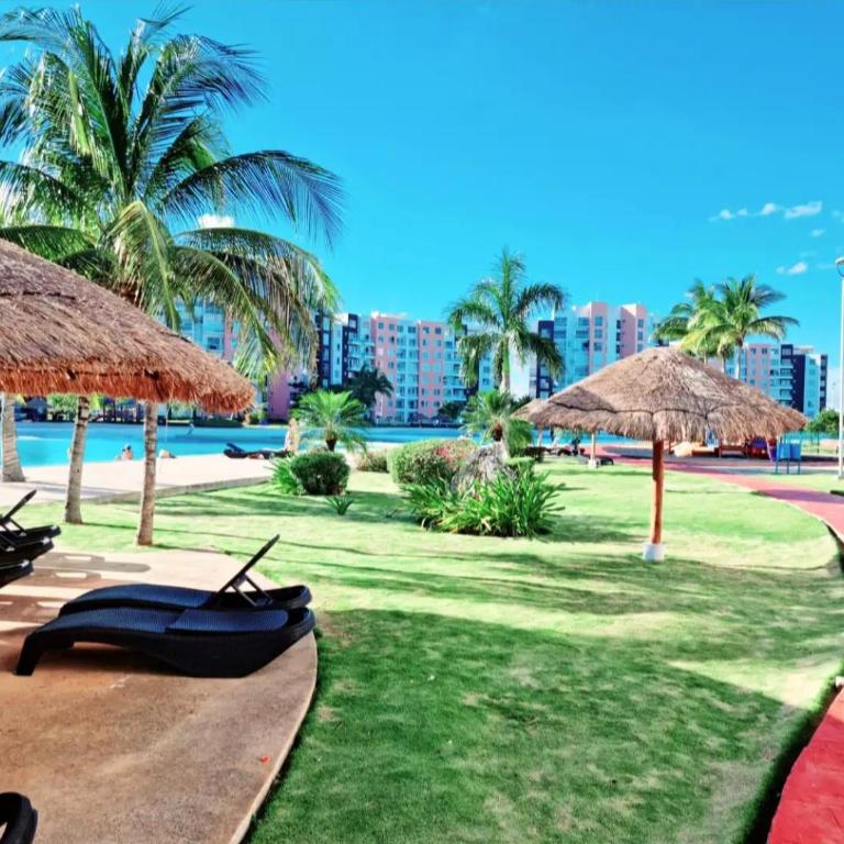 departamento con laguna artificial - Two-Bedroom Apartment - 89