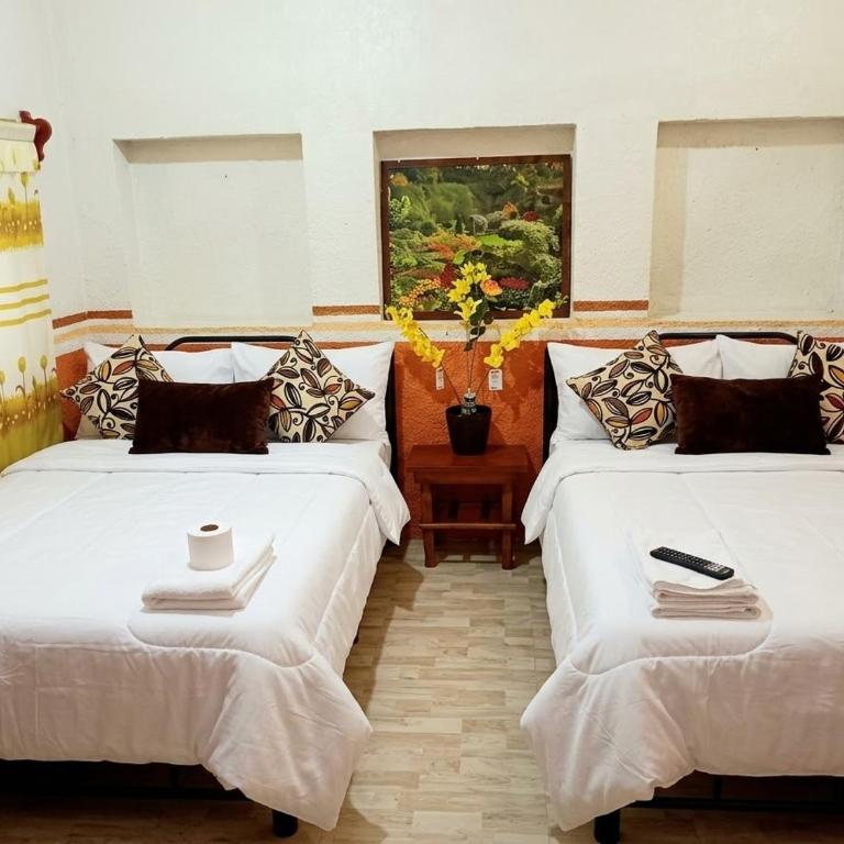 Center Rooms AY - Twin Room with Private Bathroom - 8