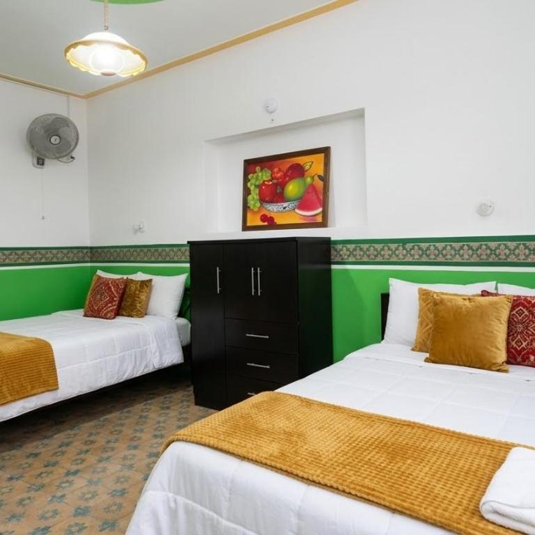 Center Rooms AY - Twin Room with Shared Bathroom - 3