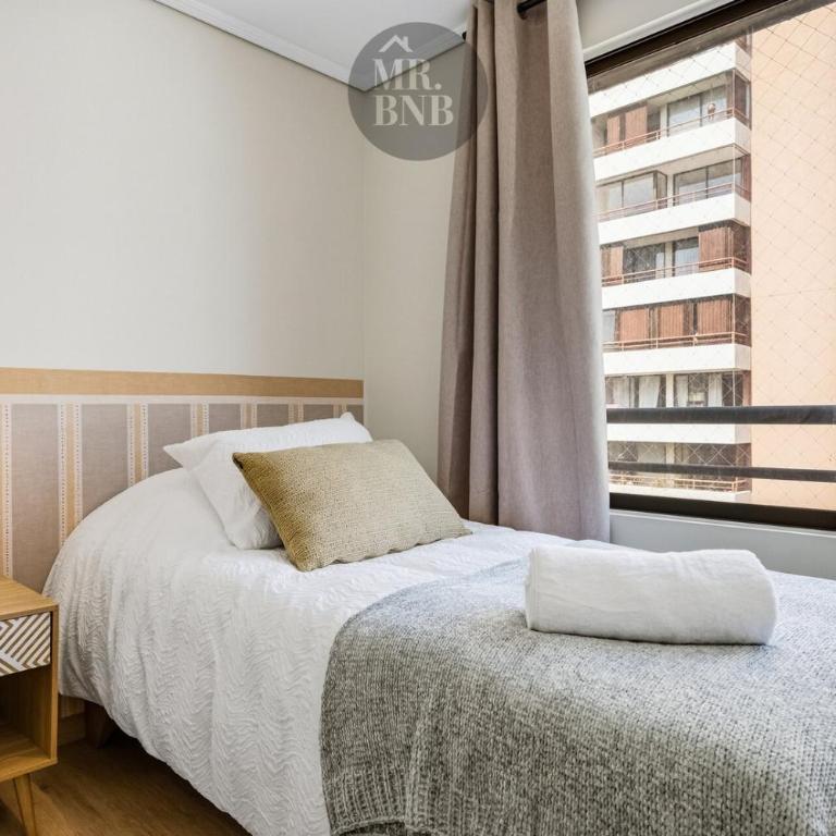 Asturias Apartments by Mr BnB - Two-Bedroom Apartment - 10