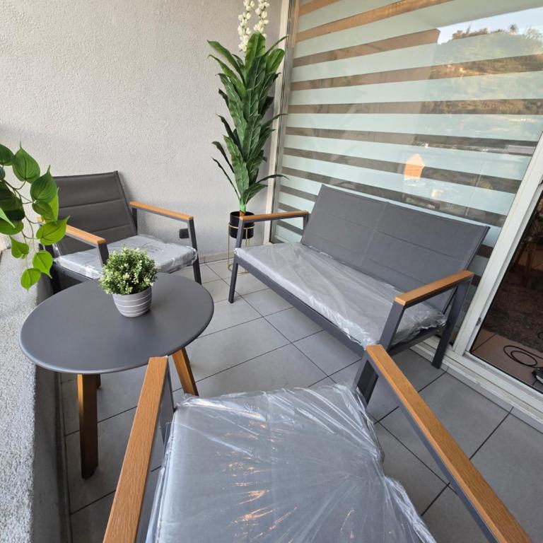 Tranquilidad y comodo departamento a pasos del Parque - Apartamento con terraza - 18