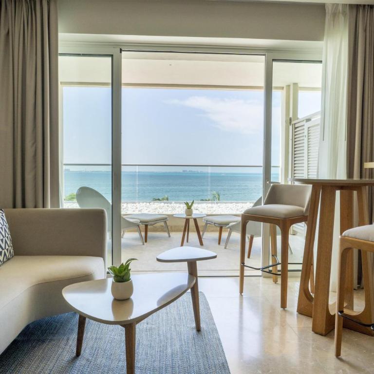 Amare Cancun Adults Only All-Inclusive Resort, Curio Hilton - Junior Suite with Two Double Beds and Ocean Front View - 3