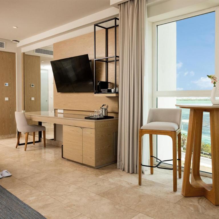 Amare Cancun Adults Only All-Inclusive Resort, Curio Hilton - Junior Suite with Two Double Beds and Lagoon View - 5