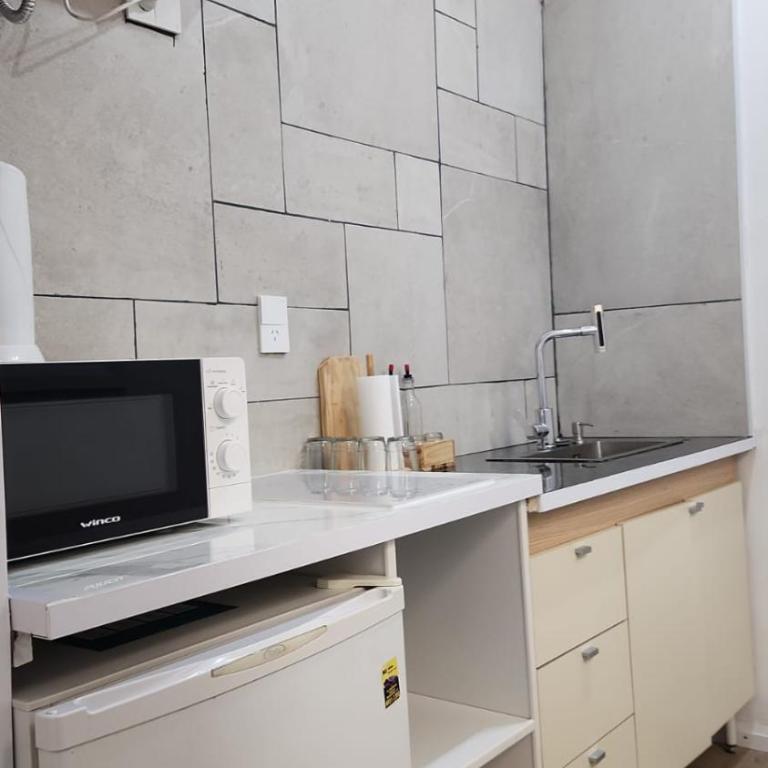 Primero piso luminoso calido comodo y bien ubicado - Apartamento de 1 dormitorio - 13