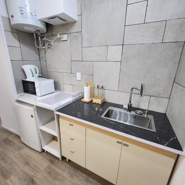 Primero piso luminoso calido comodo y bien ubicado - Apartamento de 1 dormitorio - 14