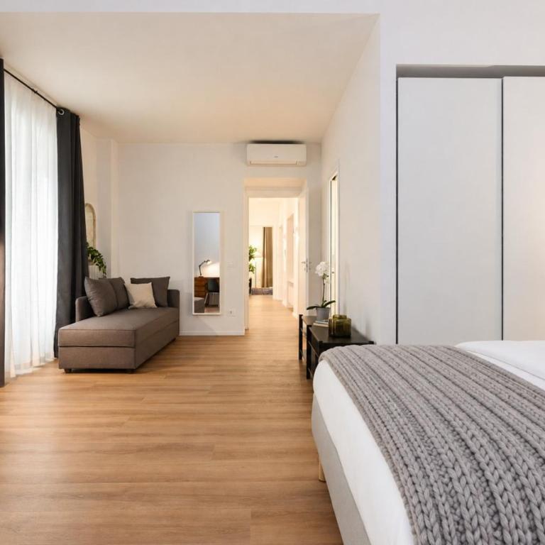 Central near Vatican by NDP rent - Four-Bedroom Luxury Apartment - 9