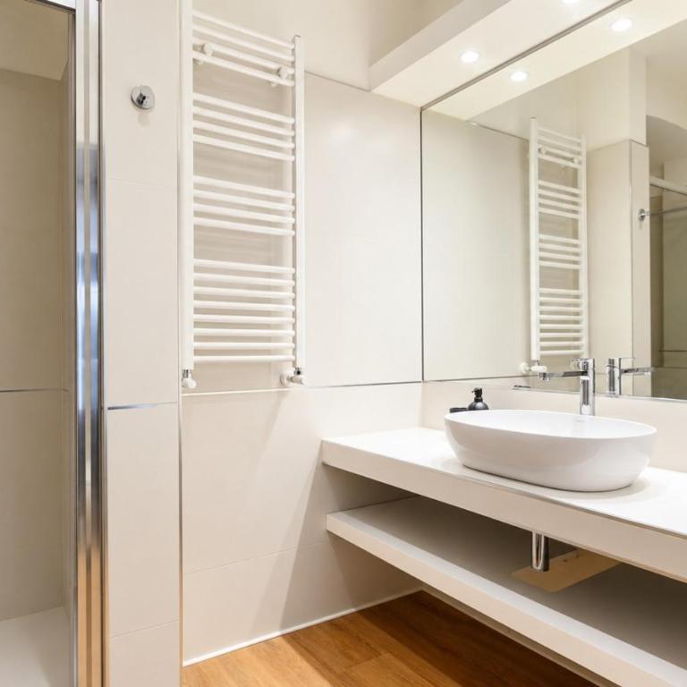 Central near Vatican by NDP rent - Four-Bedroom Luxury Apartment - 14