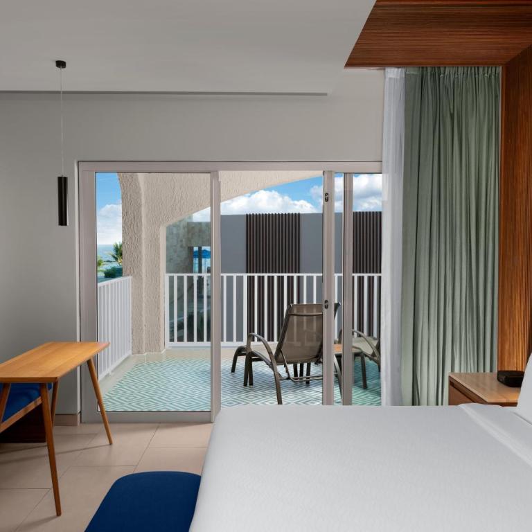 Hilton Cancun Mar Caribe All-Inclusive Resort - Habitación Doble con vistas al complejo - 1 cama grande - 1
