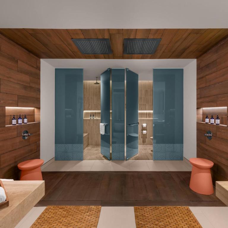 Hilton Cancun Mar Caribe All-Inclusive Resort - Suite Enclave Luna de Miel - Cama extragrande - 6