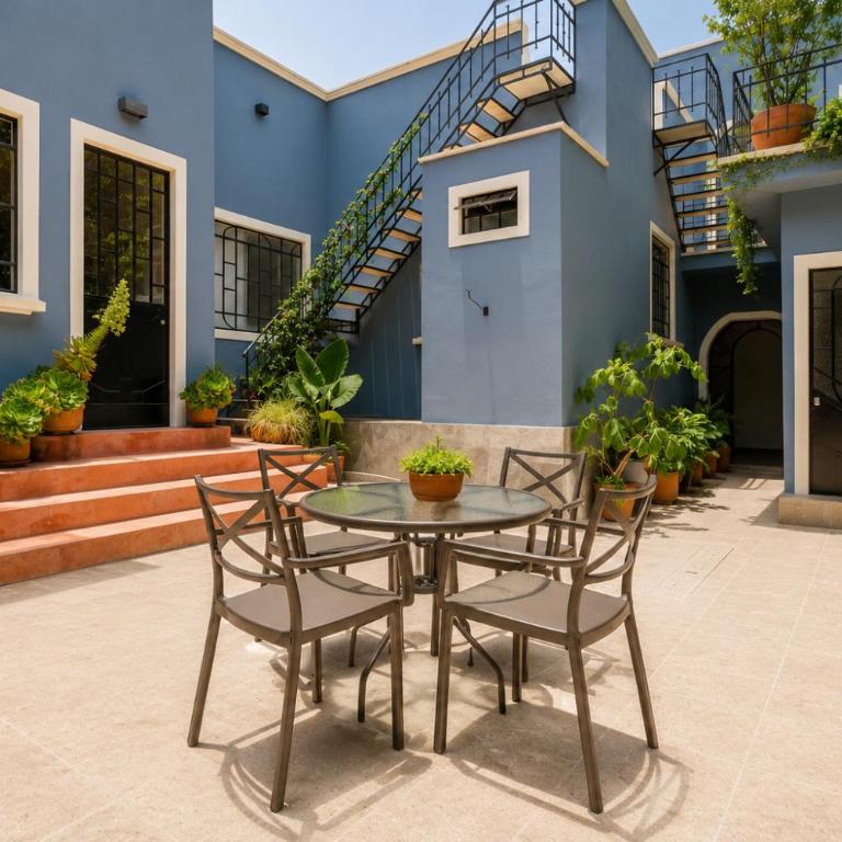 Casona 50's con patio, tina y estacionamiento priv - Casa de 4 dormitorios - 22