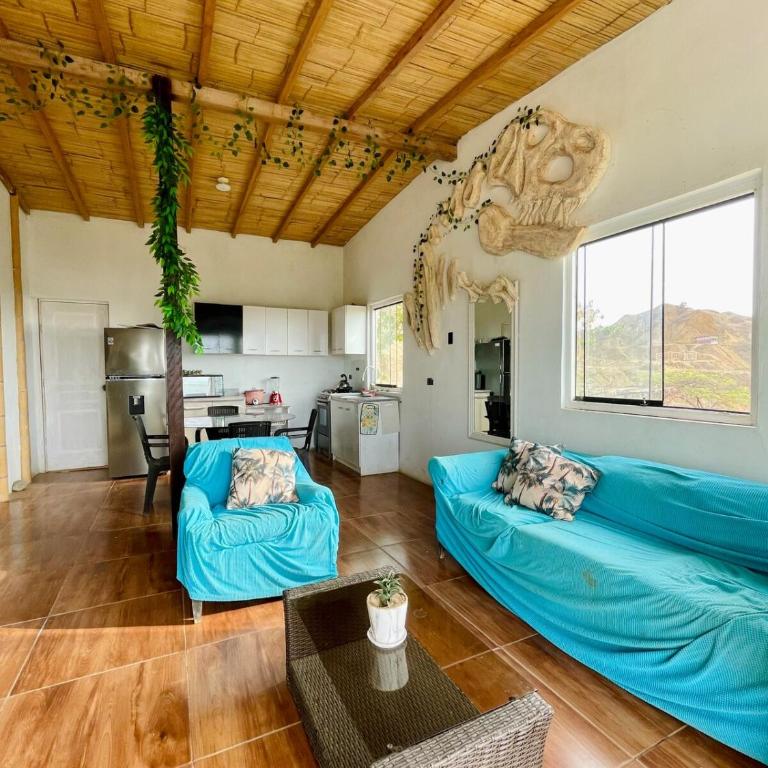 Jurassic home beach - Three-Bedroom House - 1