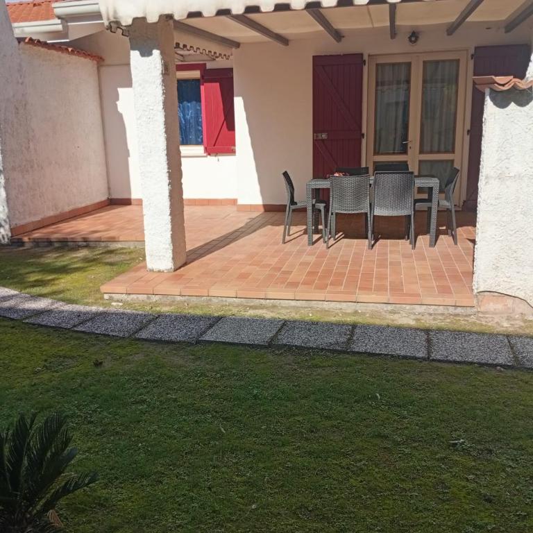 Dina/Viel - Two-Bedroom Apartment - 17