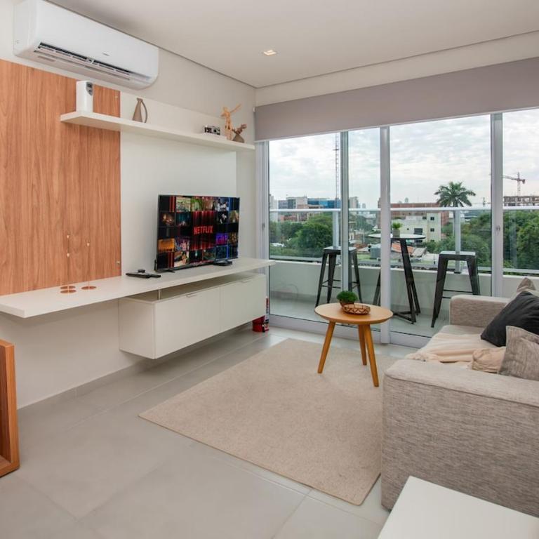 Chic Urban Flat walk to Malls with Pool and Gym - Apartamento - 1