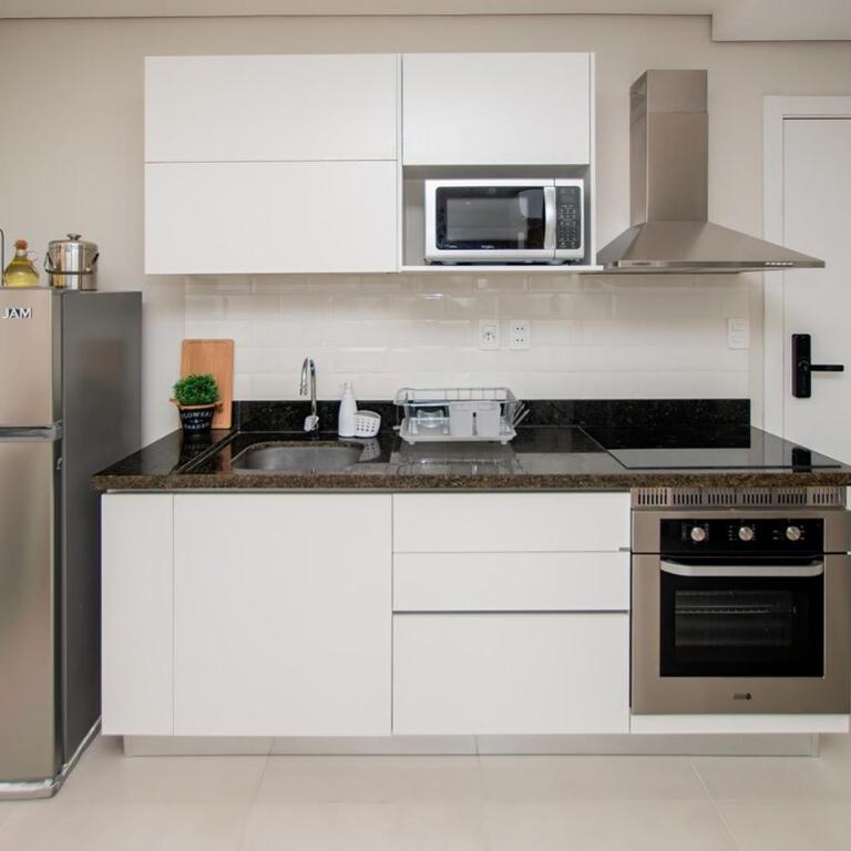 Chic Urban Flat walk to Malls with Pool and Gym - Apartamento - 15