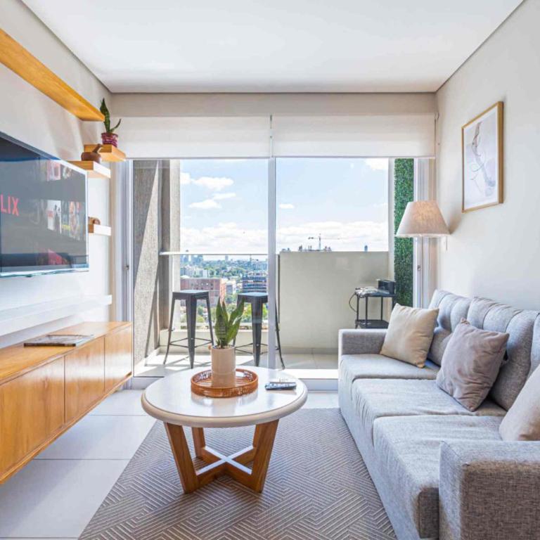 First Living 2BR Rooftop Pool Gym & Parking - Apartamento - 1