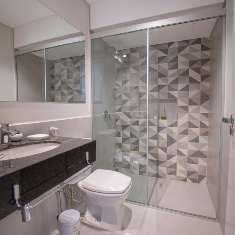 Vibrant Stay with Rooftop BBQ Pool and Near Malls - Apartamento - 22