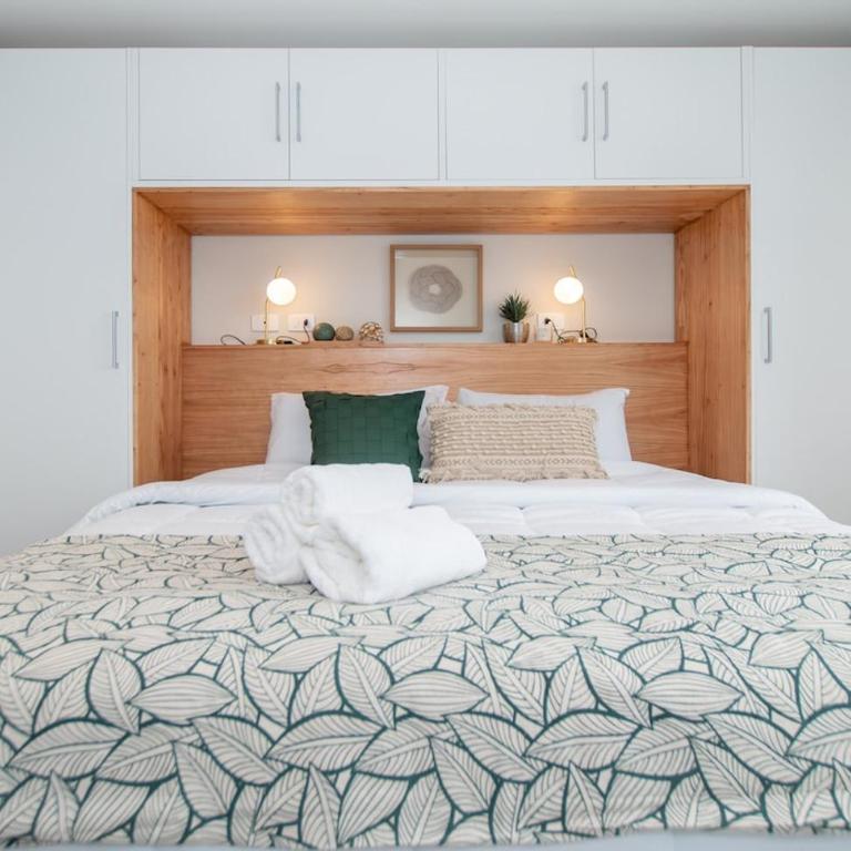 Business Apt with City Views in a Great Location - Apartamento - 15