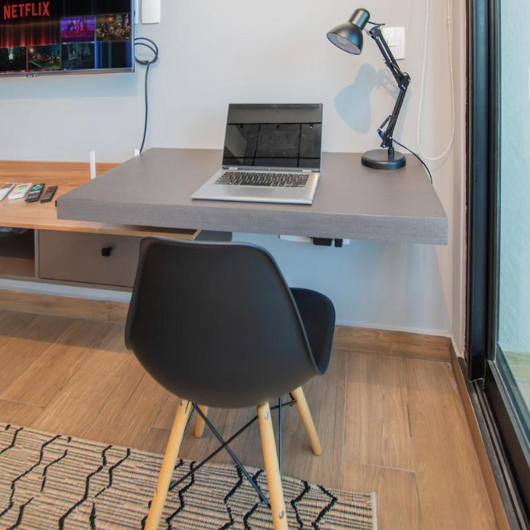 Modern Hassler Apt Great View Pool & Gym Access - Apartamento - 16