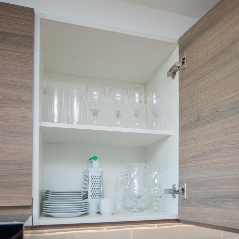Modern Hassler Apt Great View Pool & Gym Access - Apartamento - 19