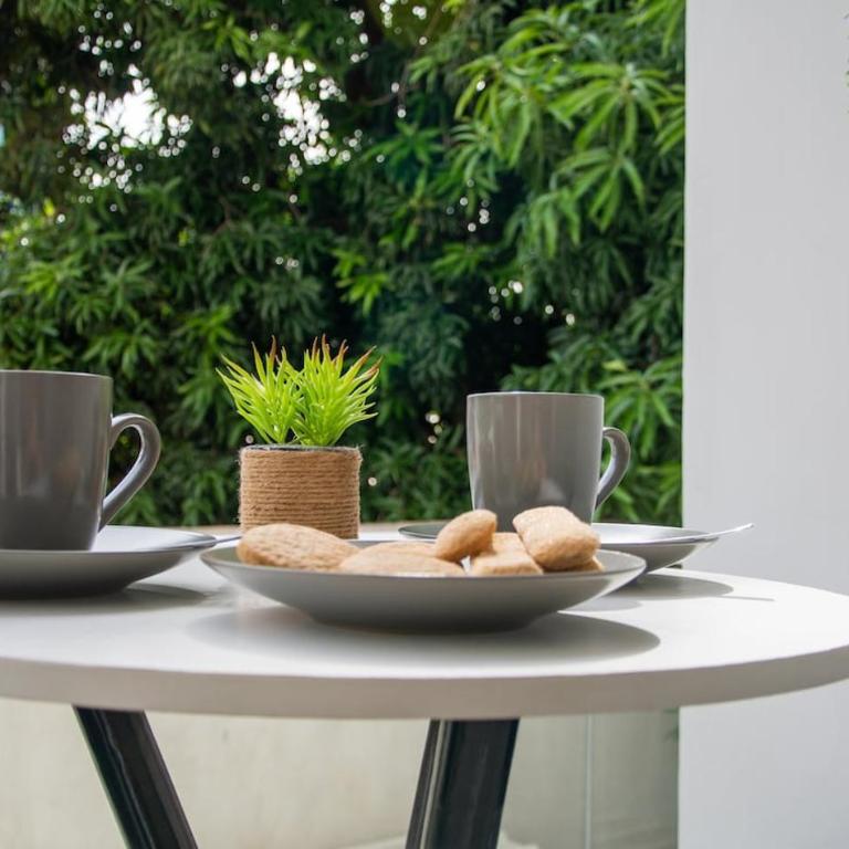 Modern 1BR Villa Morra with Balcony BBQ & Parking - Apartamento - 36