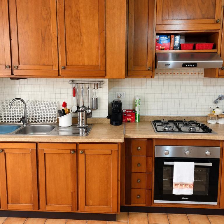 Perugia City Apartment Near Historic Center Campo di Marte - Apartamento de 3 dormitorios - 10