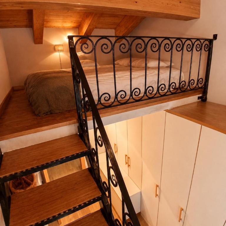 Chalet Royal - Three-Bedroom Chalet - 28