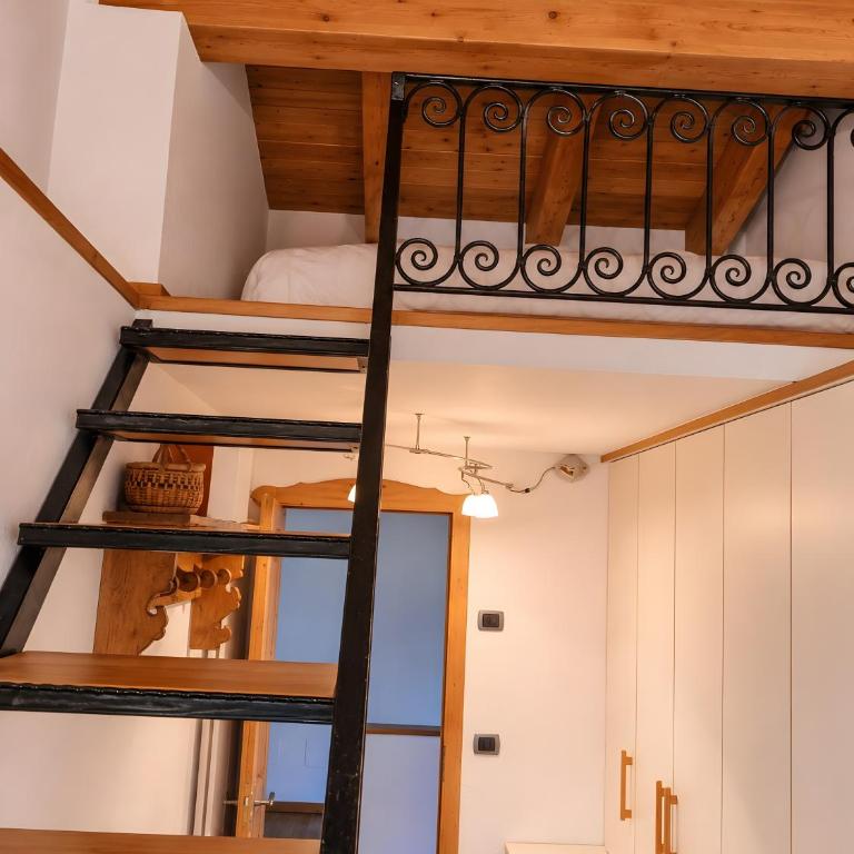 Chalet Royal - Three-Bedroom Chalet - 27