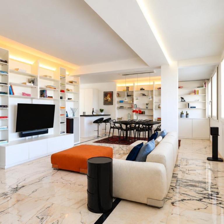 Peaceful Penthouse with Garage by NDP rent - Appartamento con 3 Camere da Letto - 2