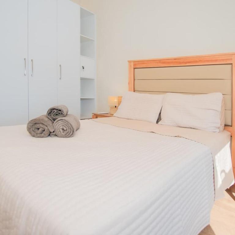 One BR with Balcony Walk to Malls Pool Gym - Apartamento - 8