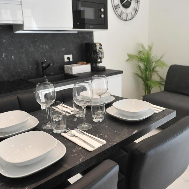 Royal Paradise Luxury Apartment - Appartamento con 1 Camera da Letto - 21