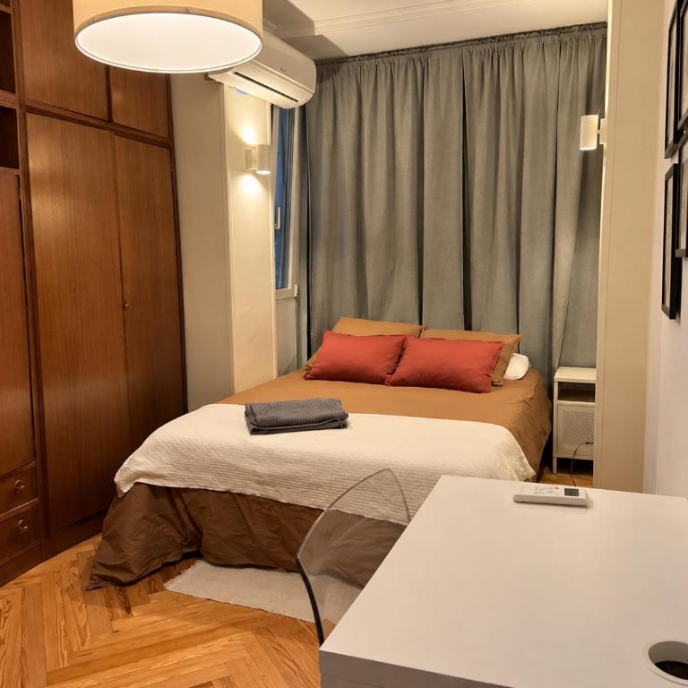 Habitacion doble Chamberi Madrid - Habitación Doble con baño compartido - 1