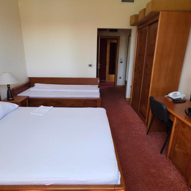Mali Hotel BaMBiS - Double or Twin Room - 1