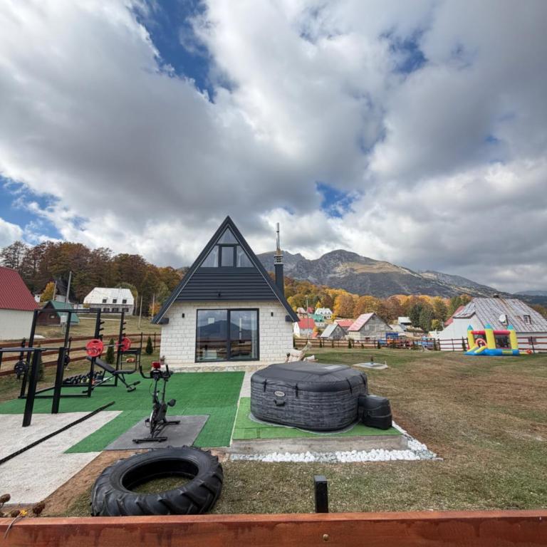Zov planine - Kuća sa 2 Spavaće Sobe - 3
