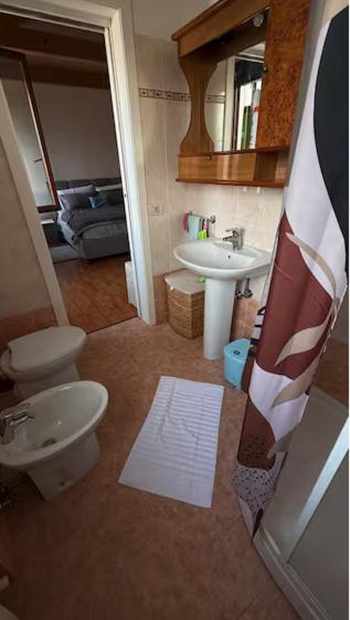 Bella Murano Rooms - Vaporetto Venier & Lagoon View - Studio Apartment with One Double Bed - 6